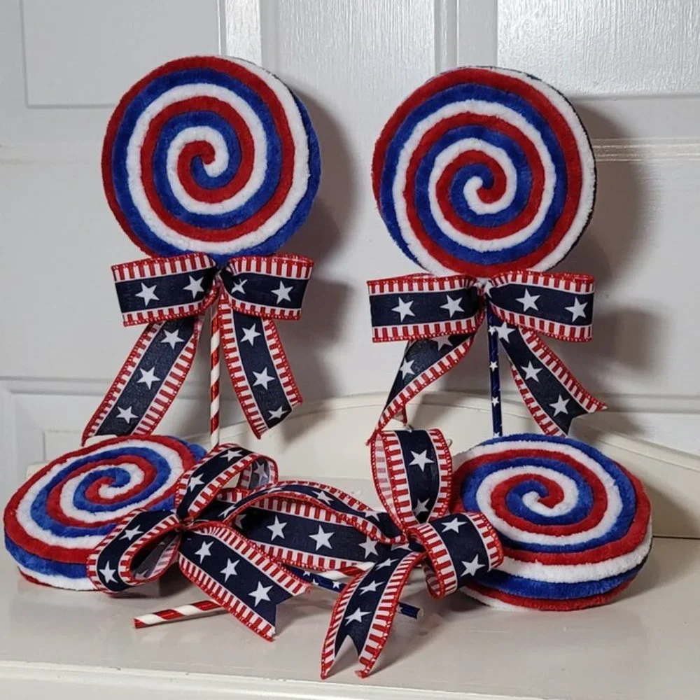 Velvety Red White Blue Patriotic Yarn Lollipops - Set of 2 (Set‎ 1 of 2)